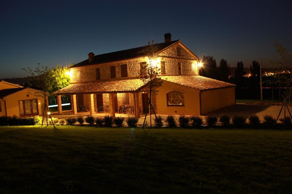 Agriturismo La Vecchia Fonte Castelbellino Exterior foto