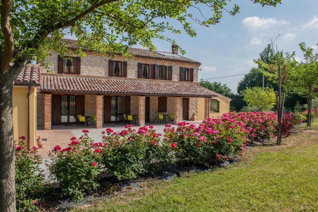 Agriturismo La Vecchia Fonte Castelbellino Exterior foto